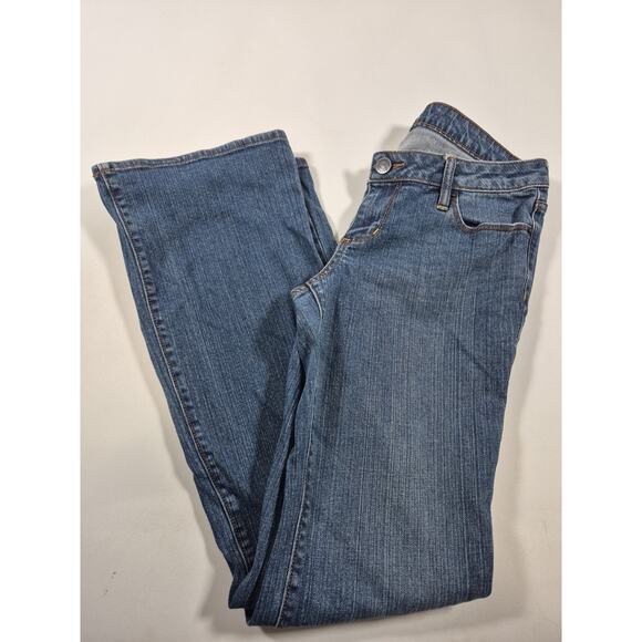 Bullhead Size 9 30" Inseam Laguna Low Rise Medium Wash Bootcut Jeans - Picture 3 of 6